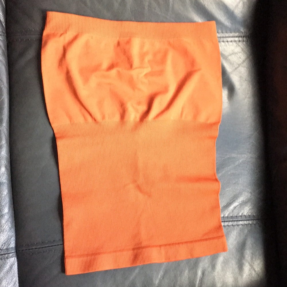 Bundle/set of 2 TUBE TOPS🧡🍷- S - Picture 3 of 13